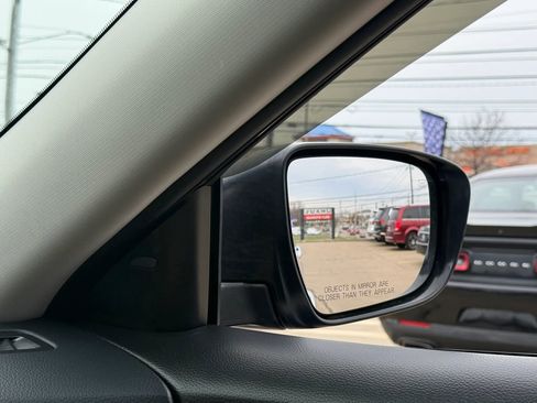 Used 2018 Nissan Rogue SL w/ Premium Package image 45