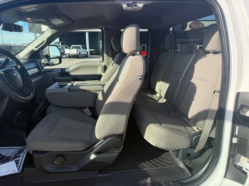 Used 2017 Ford F350 XLT image 24