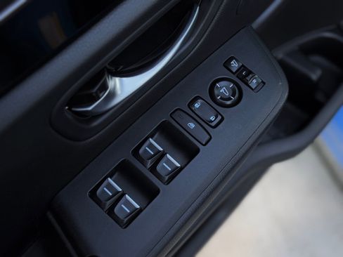 Certified 2025 Honda Pilot TrailSport image 13