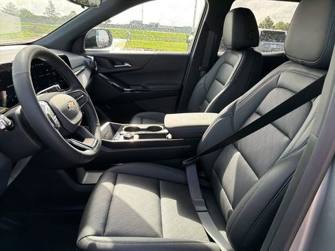 New 2026 Chevrolet Equinox LT FWD image 19