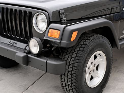 Used 2005 Jeep Wrangler Sport AWD/4WD image 24