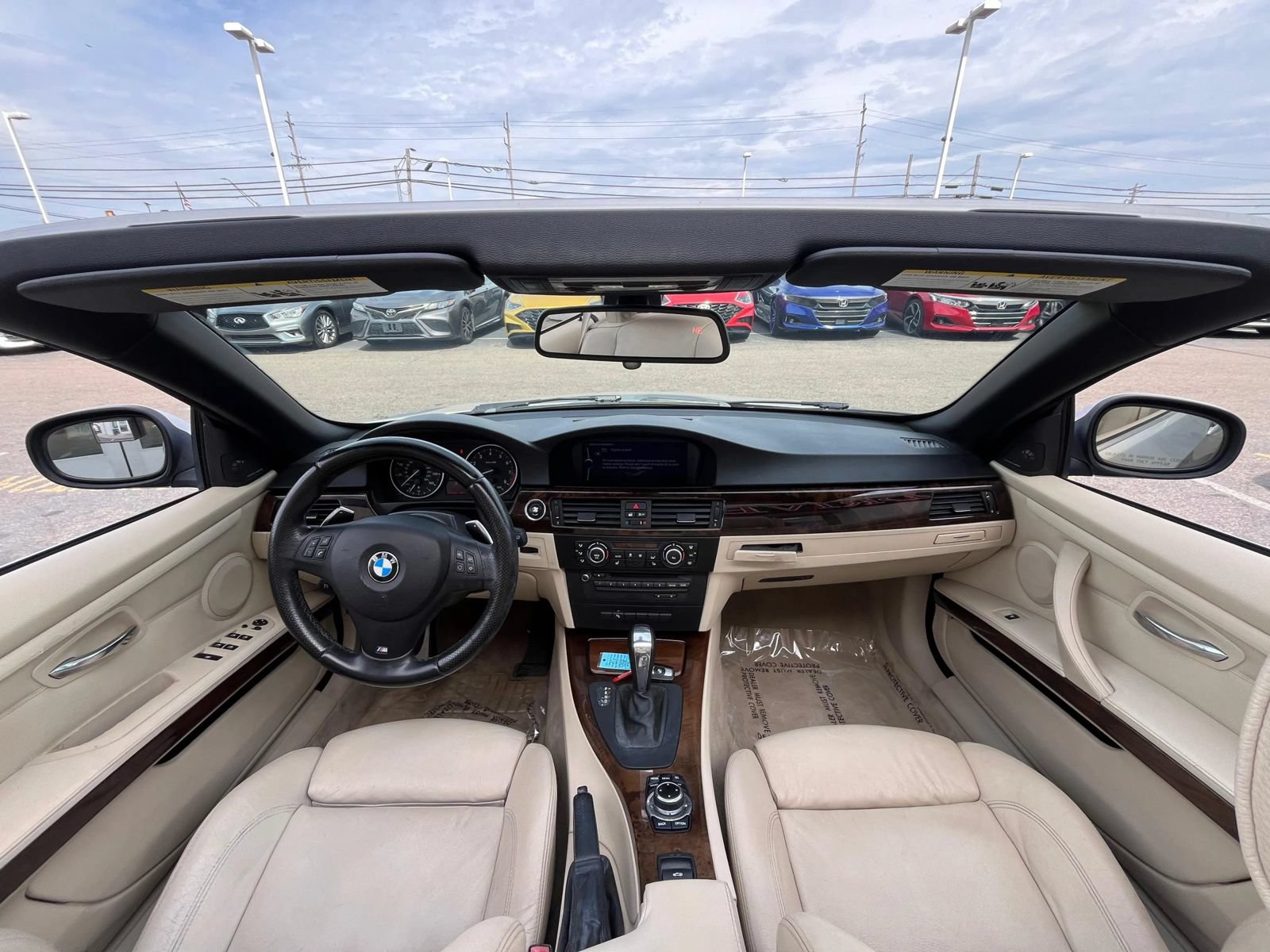 Used 2013 BMW 328i Convertible w/ M Sport Pkg RWD image 39