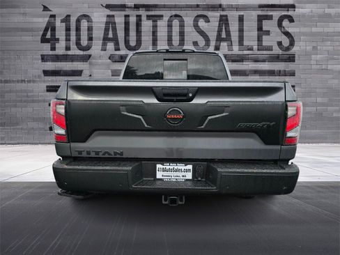 Used 2021 Nissan Titan PRO-4X w/ Pro-4x Convenience Package image 4