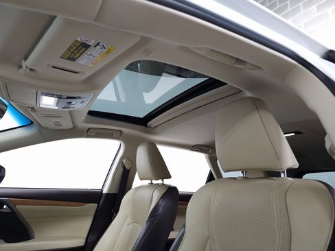 Used 2018 Lexus RX 350L 350L image 19