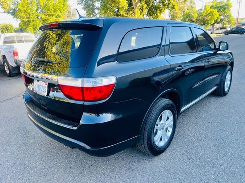 Used 2012 Dodge Durango SXT AWD/4WD image 3