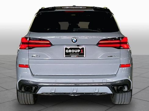 Used 2024 BMW X5 xDrive40i w/ M Sport Package AWD/4WD image 4