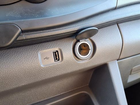 Used 2021 Ford Transit 350 XLT image 11