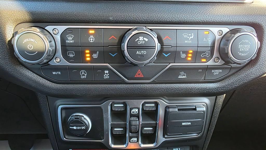 New 2026 Jeep Wrangler Unlimited Sport AWD/4WD image 32