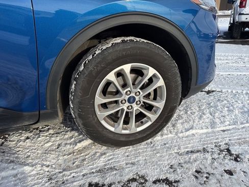 Certified 2022 Ford Escape SE image 11