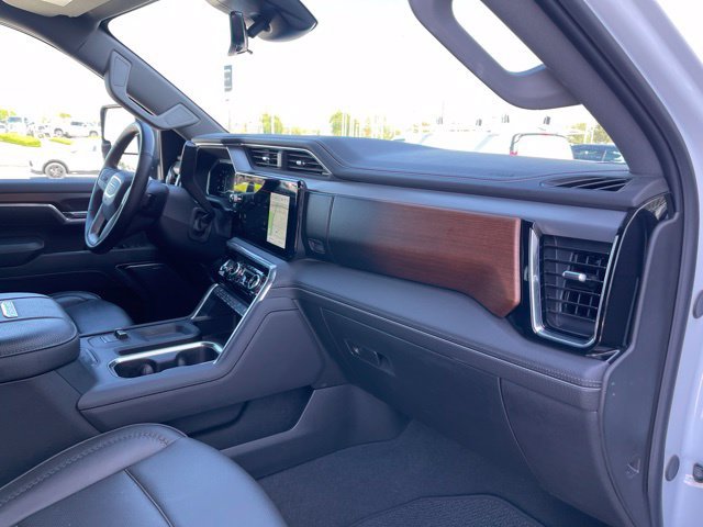 Certified 2025 GMC Sierra 3500 Denali w/ Denali Reserve Package AWD/4WD image 20