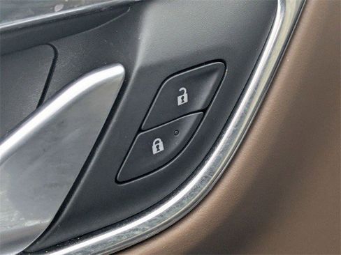 Certified 2022 Chevrolet Suburban High Country w/ Max Trailering Package image 10