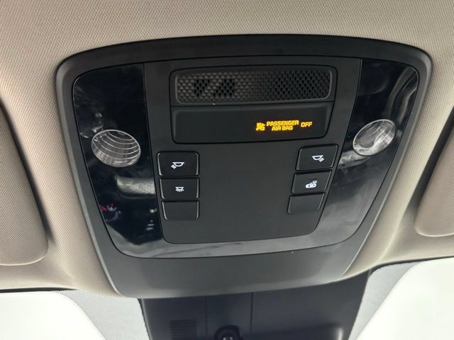Used 2024 Kia Carnival LX FWD image 35