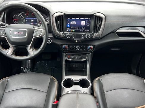 Used 2024 GMC Terrain AT4 image 18