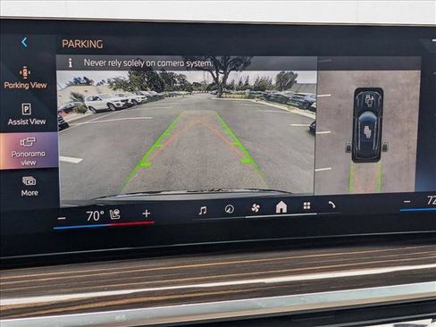 Used 2026 BMW X5 xDrive50e image 13