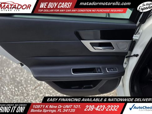 Used 2017 Jaguar XF Premium RWD image 16