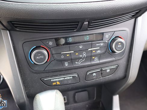 Used 2017 Ford Escape SE FWD image 21