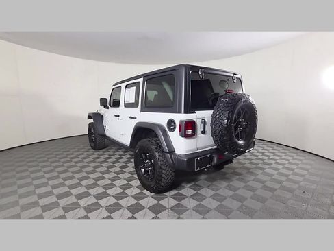 Used 2025 Jeep Wrangler Unlimited Sport AWD/4WD image 44