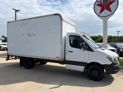 Used 2015 Mercedes-Benz Sprinter 3500 image 10