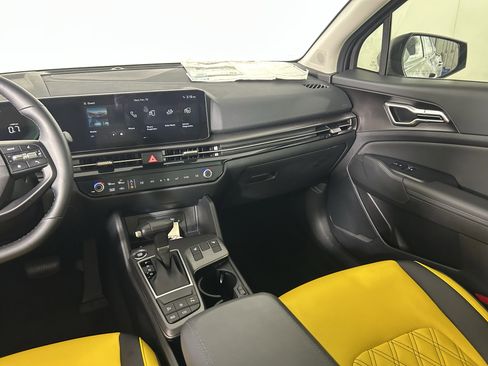 New 2026 Kia Sportage EX w/ EX Panorama Roof Package image 53