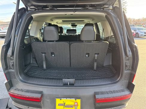 Used 2024 Hyundai Santa Fe XRT image 11