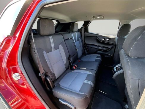 Used 2023 Chevrolet Blazer LT image 25