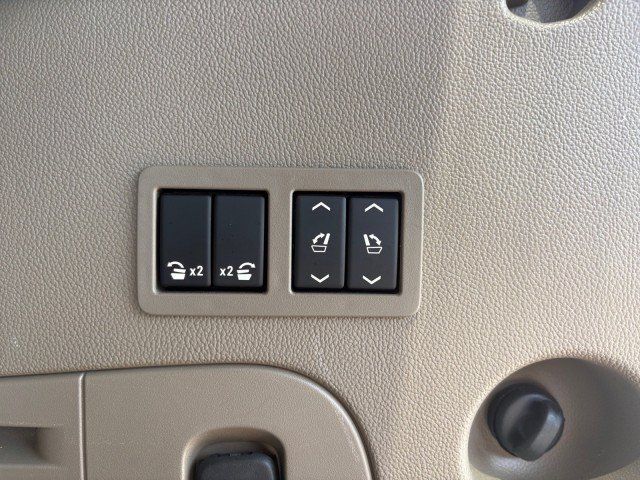 Used 2019 GMC Yukon SLT w/ Premium Edition AWD/4WD image 15
