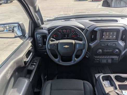New 2026 Chevrolet Silverado 1500 Custom image 3