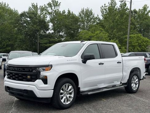 Used 2025 Chevrolet Silverado 1500 Custom AWD/4WD image 14