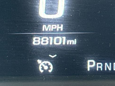 Used 2020 Chevrolet Suburban Premier image 20