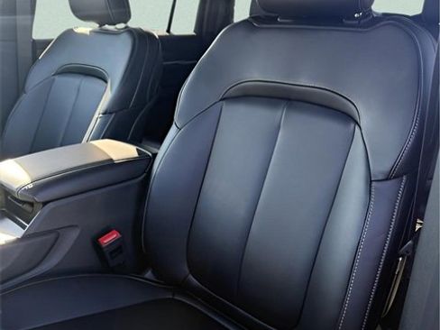 New 2025 Jeep Grand Cherokee L Limited image 20