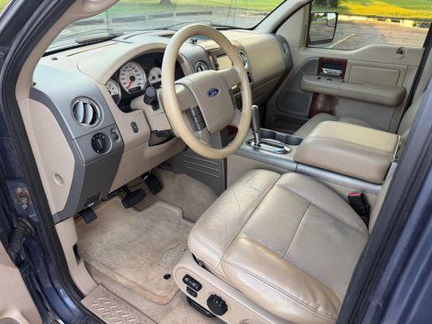Used 2006 Ford F150 Lariat RWD image 6