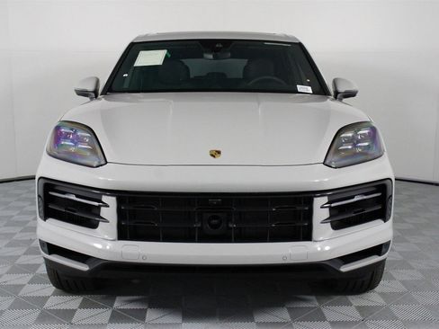New 2026 Porsche Cayenne E-Hybrid image 10