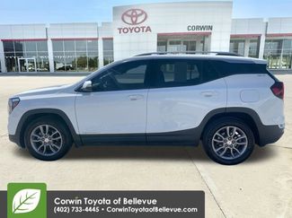 Used 2024 GMC Terrain SLT FWD video 2