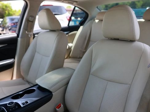 Used 2014 INFINITI Q50 Premium w/ Spare Tire Package RWD image 31