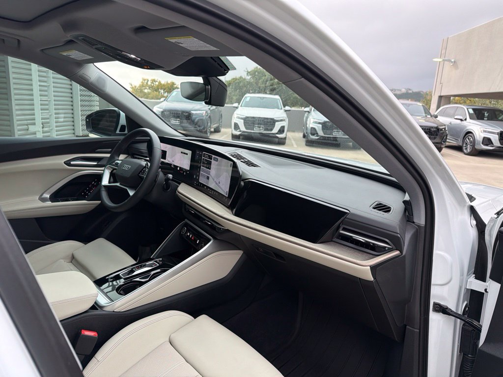 Used 2026 Audi Q5 Premium Plus w/ Premium Plus AWD/4WD image 20