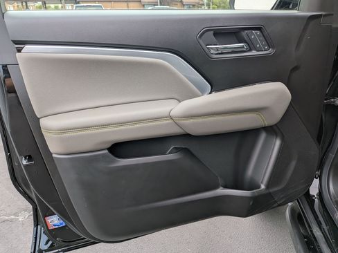 New 2026 Chevrolet Colorado ZR2 w/ Technology Package image 9