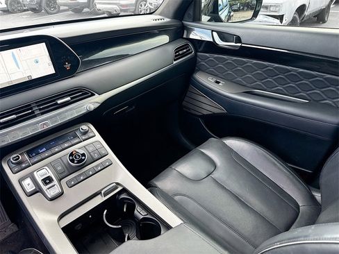 Used 2021 Hyundai Palisade Calligraphy image 26