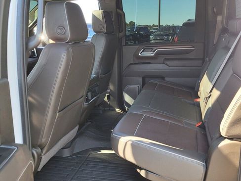 Used 2024 GMC Sierra 3500 Denali w/ Denali Reserve Package image 6