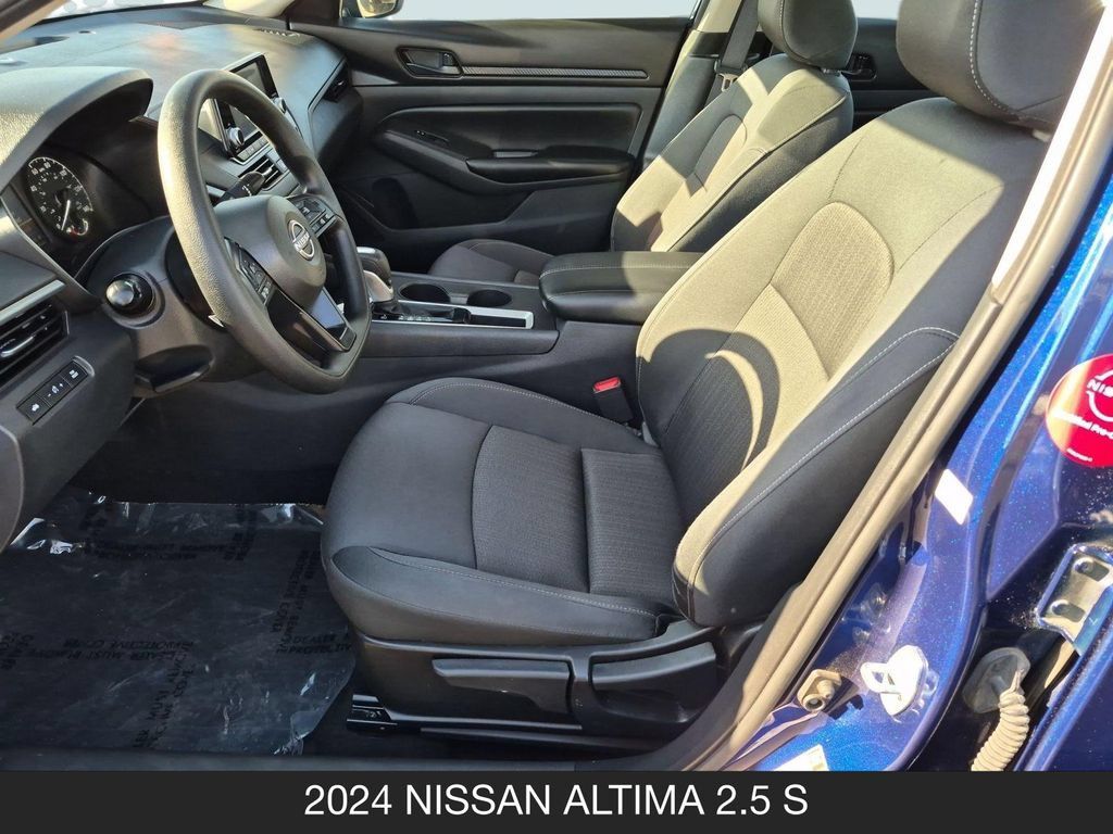 Certified 2024 Nissan Altima 2.5 S FWD image 14