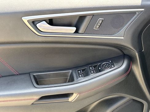 Used 2024 Ford Edge ST-Line AWD/4WD image 12