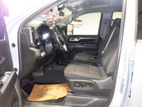 Used 2024 GMC Sierra 2500 SLE w/ SLE Convenience Package AWD/4WD image 8
