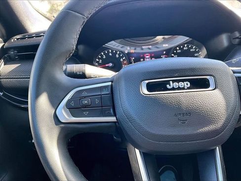 Used 2022 Jeep Compass Altitude image 23