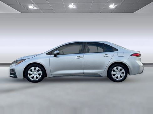 Used 2021 Toyota Corolla SE image 2