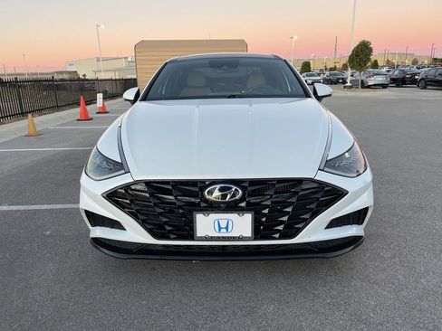 Used 2021 Hyundai Sonata Limited image 2