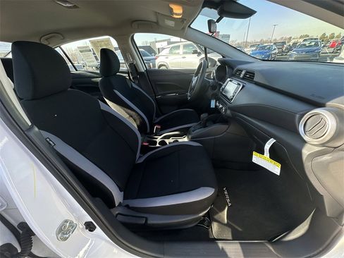 Used 2025 Nissan Versa S w/ Trunk Package image 23