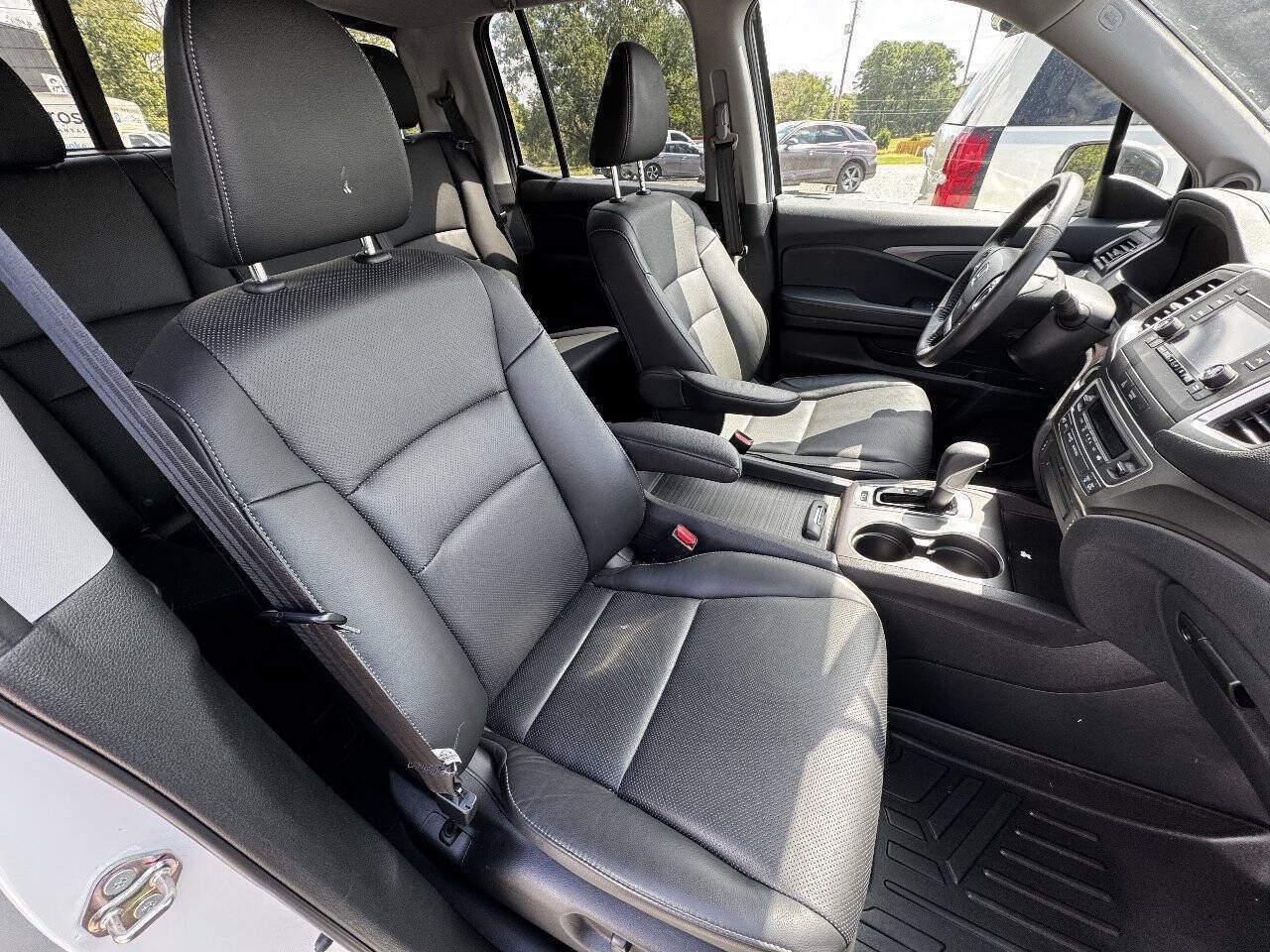 Used 2019 Honda Ridgeline RTL image 14