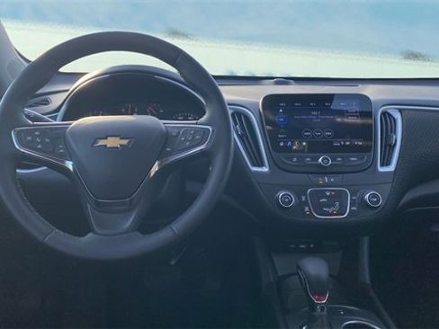 Used 2024 Chevrolet Malibu RS w/ LPO, Floor Liner Package image 9