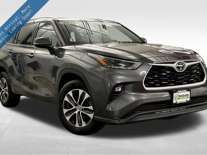Used 2021 Toyota Highlander XLE