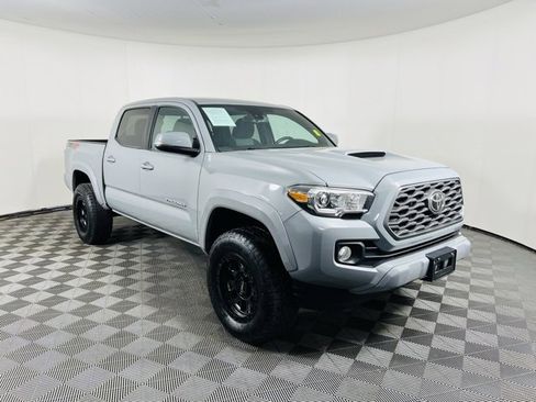 Used 2021 Toyota Tacoma TRD Sport image 1