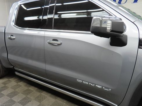 Used 2025 GMC Sierra 1500 Denali Ultimate image 37